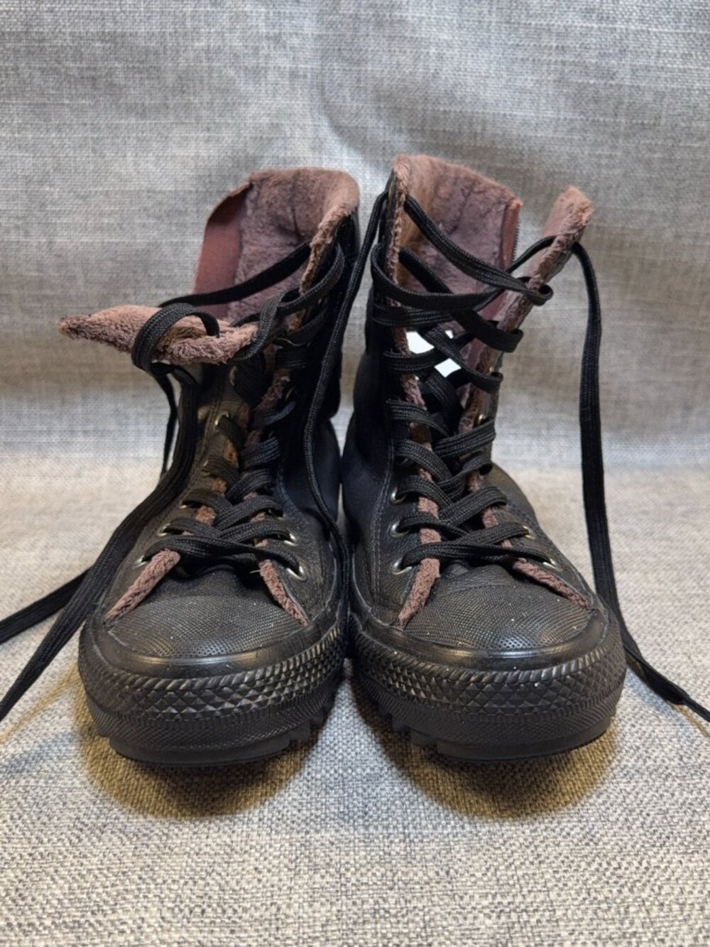 Converse Chuck Taylor Leather Fur Hi Rise Boots Black 553387C Size 4 Zip